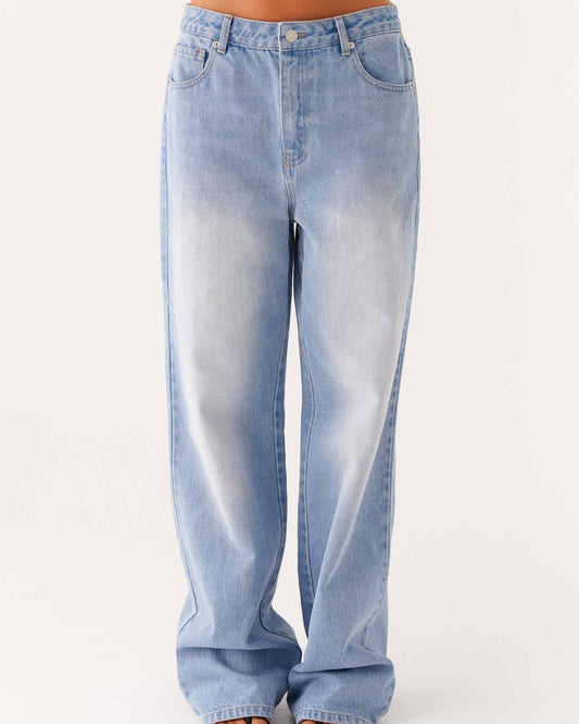 Basic Straight Leg Denim Jeans
