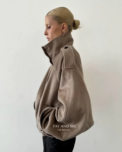 Minimalist Buttoned Wool Short Coat